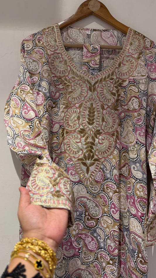 Stitched Mukhawar
