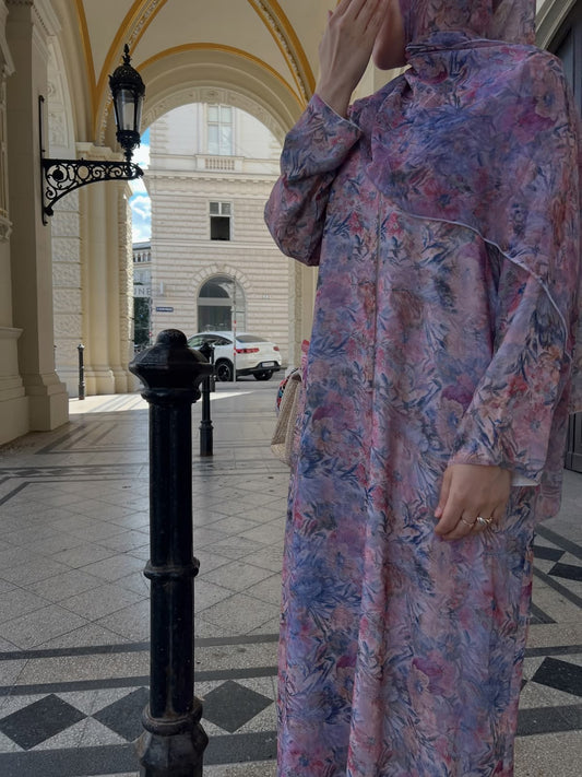 Yousrá abaya