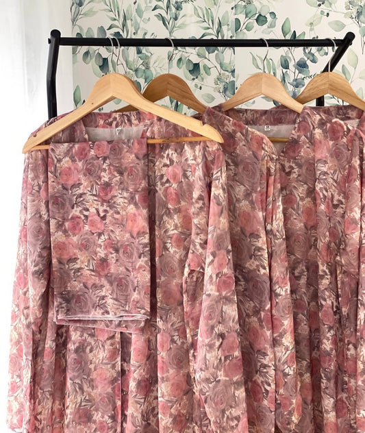 Rosé petal abaya