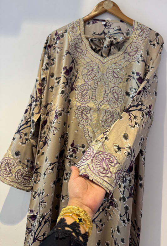 Stitched Mukhawar