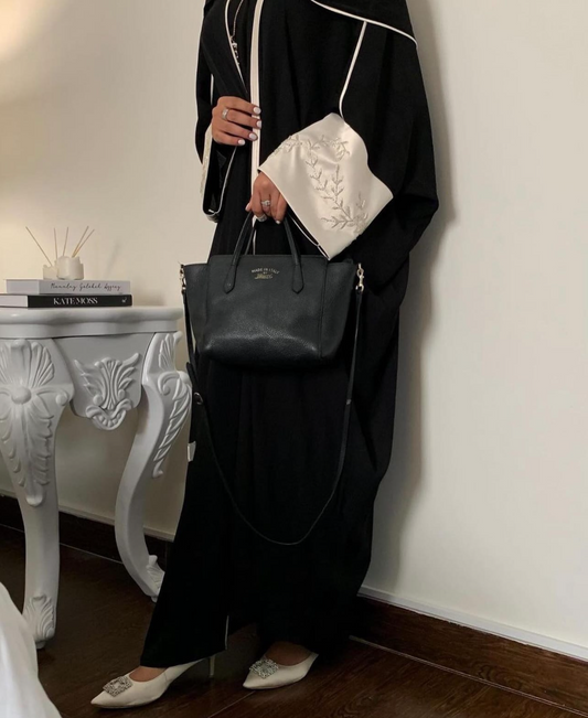 Mira luxe abaya