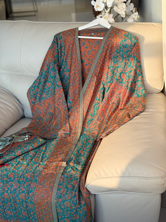 Pashmina abaya with matching Sheila
