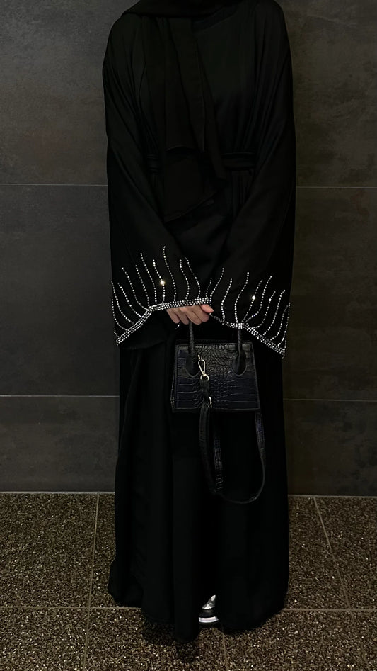 Zeenat luxe abaya