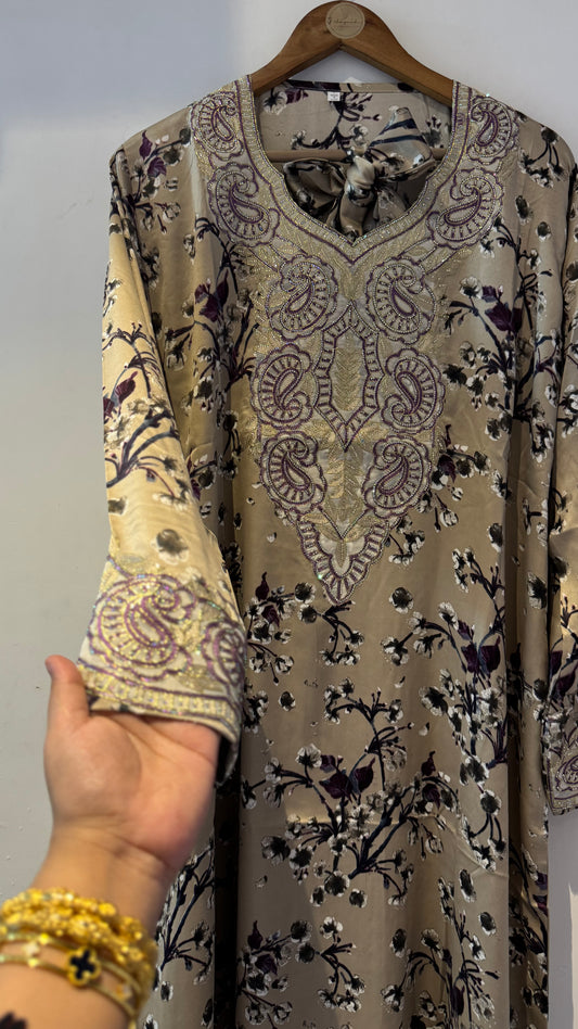 Stitched Mukhawar