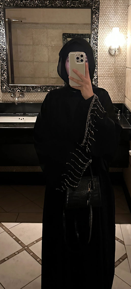Zeenat luxe abaya
