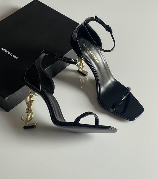 Luxury Ysl heels with box